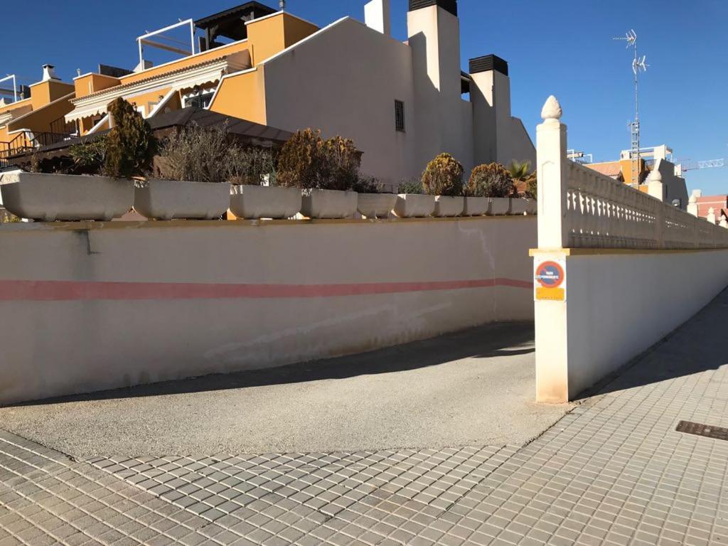 Bungalow Arenales Del Sol, Alicante Luaran gambar