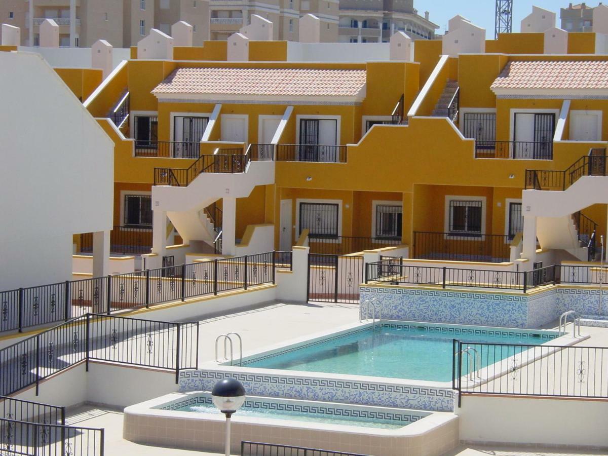 Bungalow Arenales Del Sol, Alicante Luaran gambar